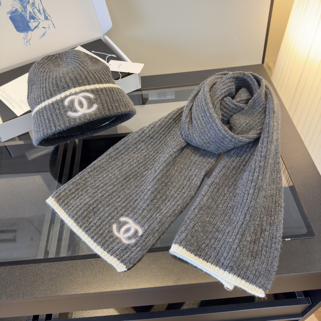 Chanel Chanel 围巾帽子套装 百分百 羊绒 暖暖呼呼