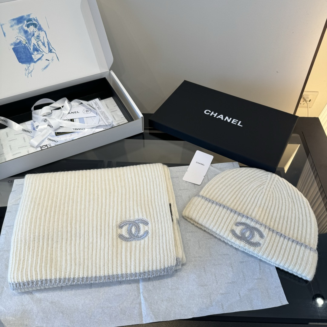 Chanel Chanel 围巾帽子套装 百分百 羊绒 暖暖呼呼