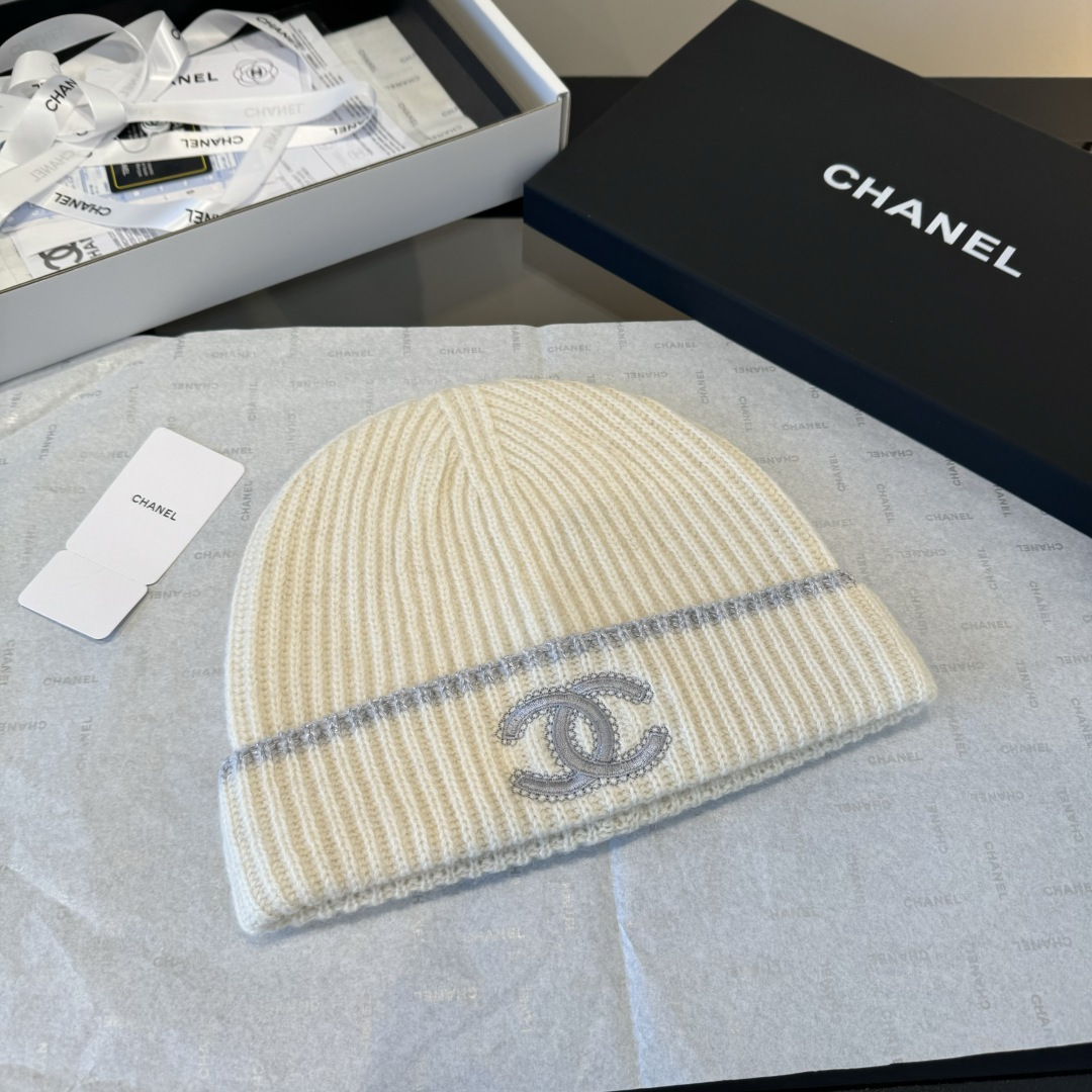 Chanel Chanel 围巾帽子套装 百分百 羊绒 暖暖呼呼