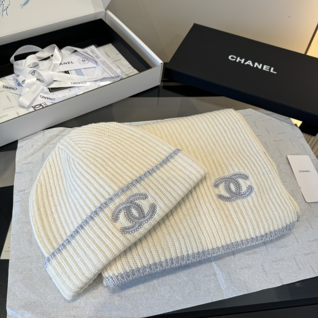 Chanel Chanel 围巾帽子套装 百分百 羊绒 暖暖呼呼