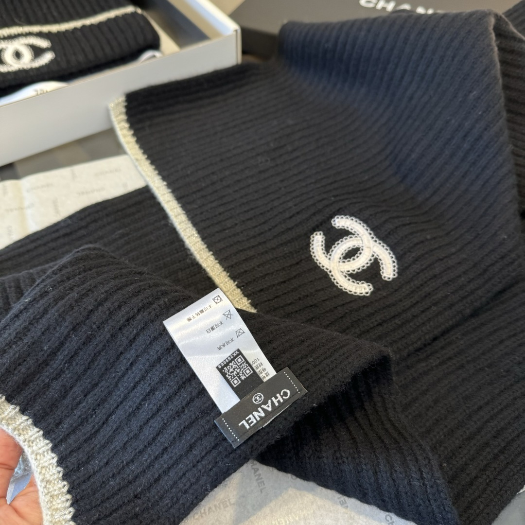 Chanel Chanel 围巾帽子套装 百分百 羊绒 暖暖呼呼