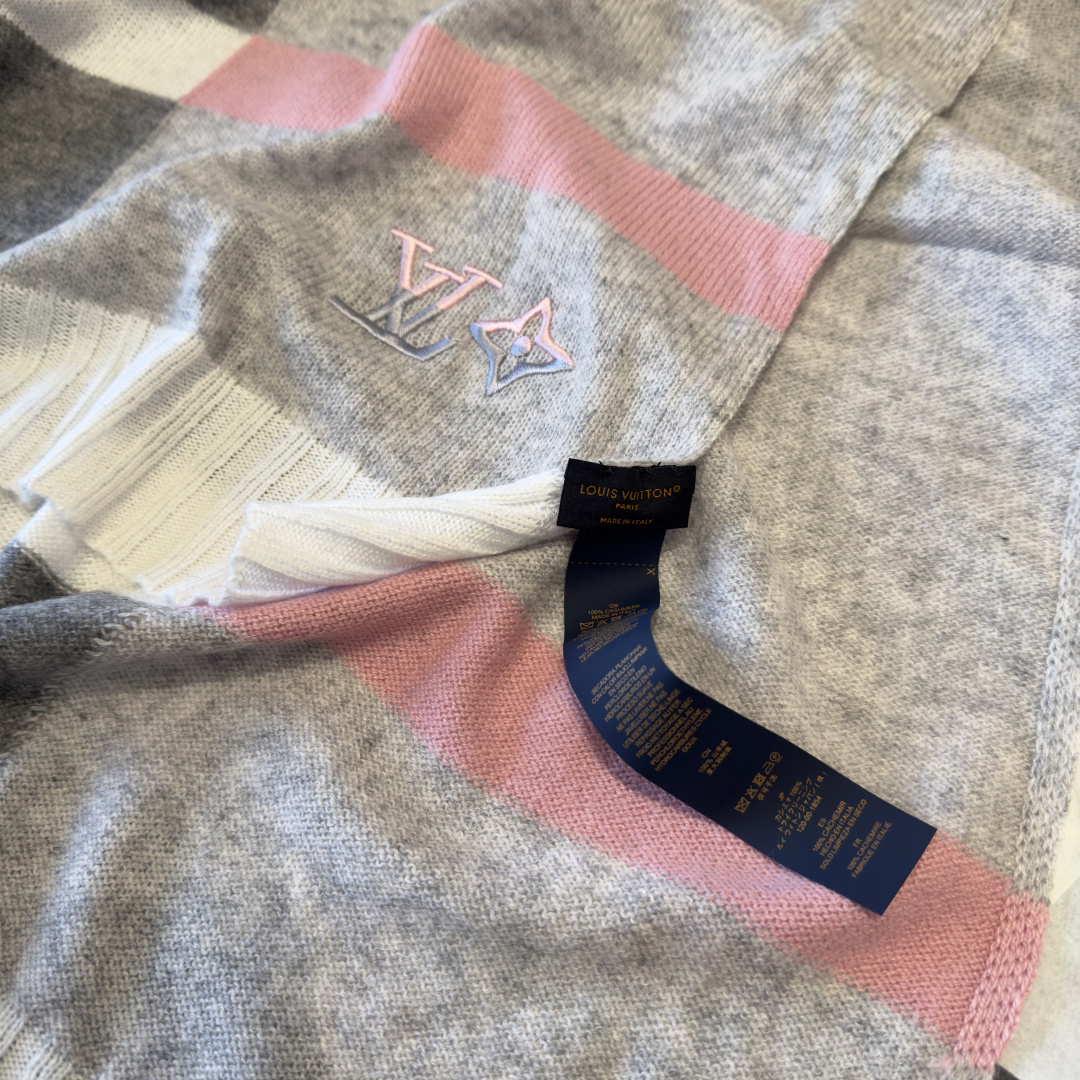 Louis Vuitton LV路易威登轻奢针织羊绒围巾