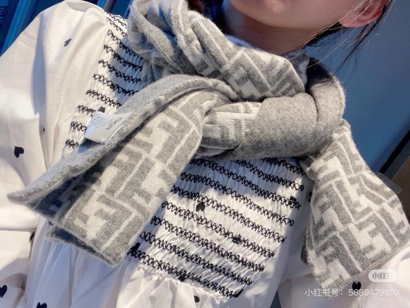 Fendi 芬迪喜欢小众不撞款的Fendi推荐入 过冬 非常的低调奢华 的简约设计 高级 精必入推荐
