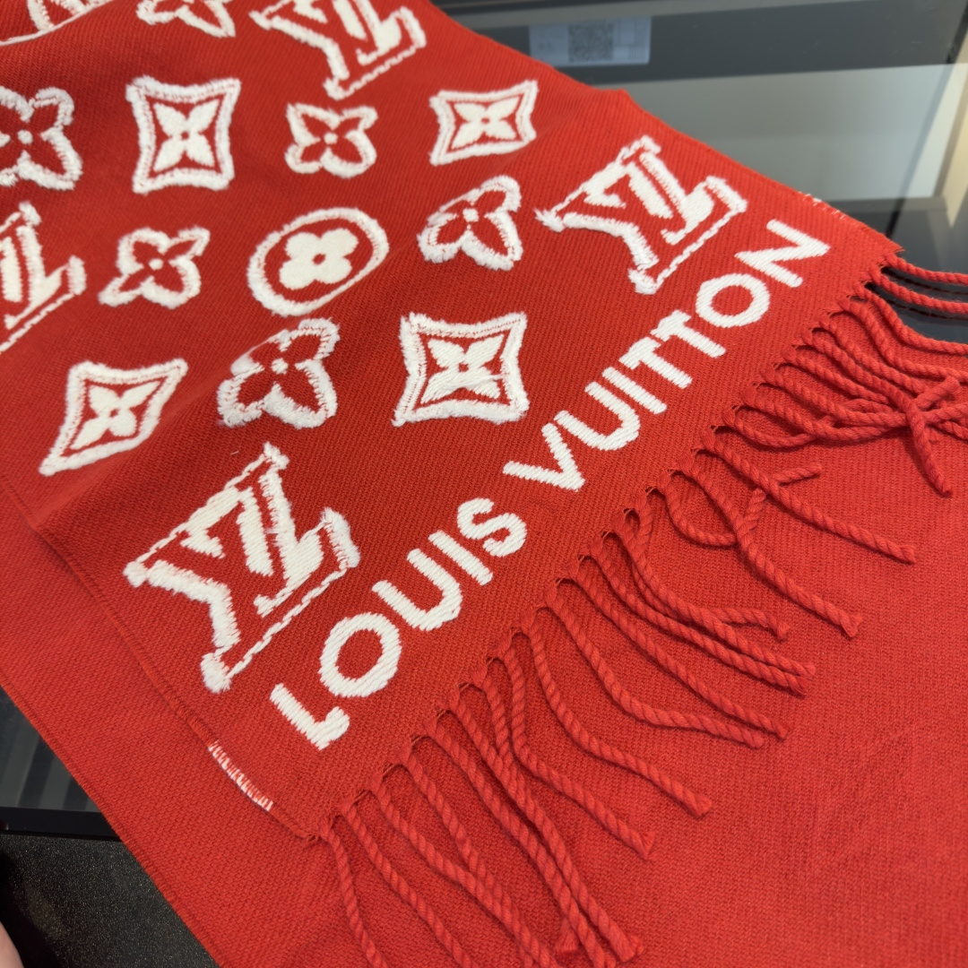 Louis Vuitton 驴家（LV）｜3D 围巾