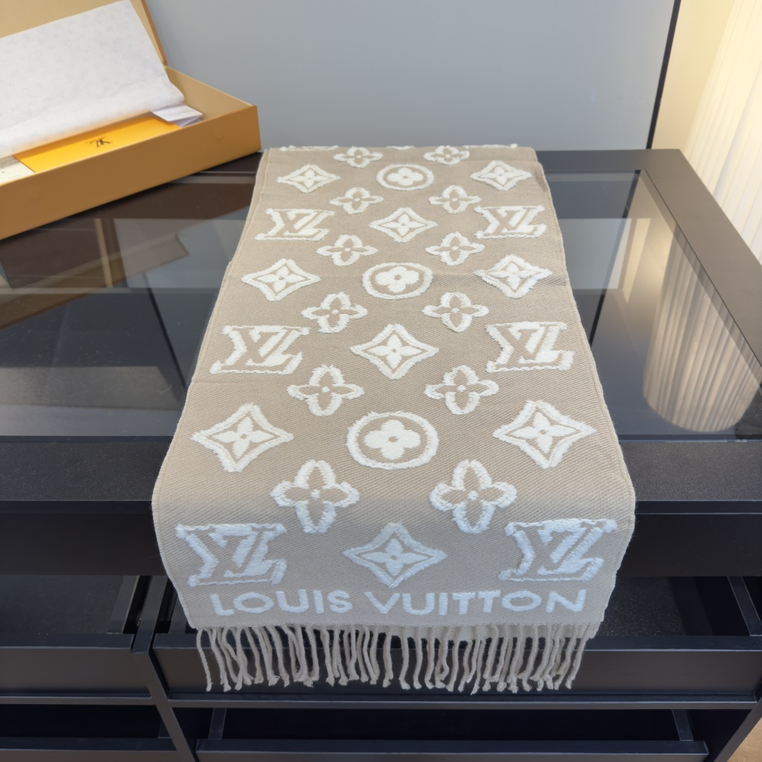 Louis Vuitton 驴家（LV）｜3D 围巾