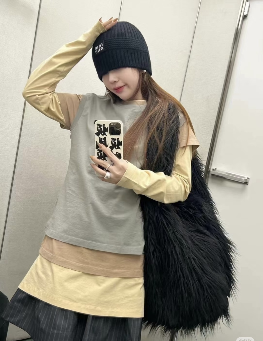 Miu Miu miumiu 套装 又保暖又有质感的羊绒围巾帽子套装 温暖一整个冬天 毛茸茸的好温暖