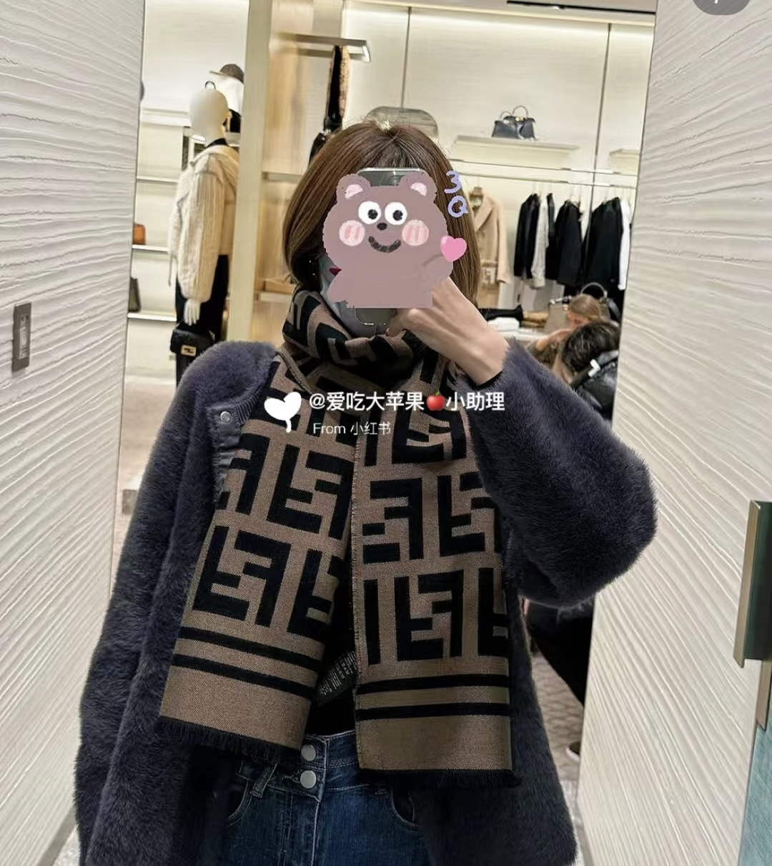 Fendi 来喽 Fendi每年都抢破头的 温婉，可美可美哒