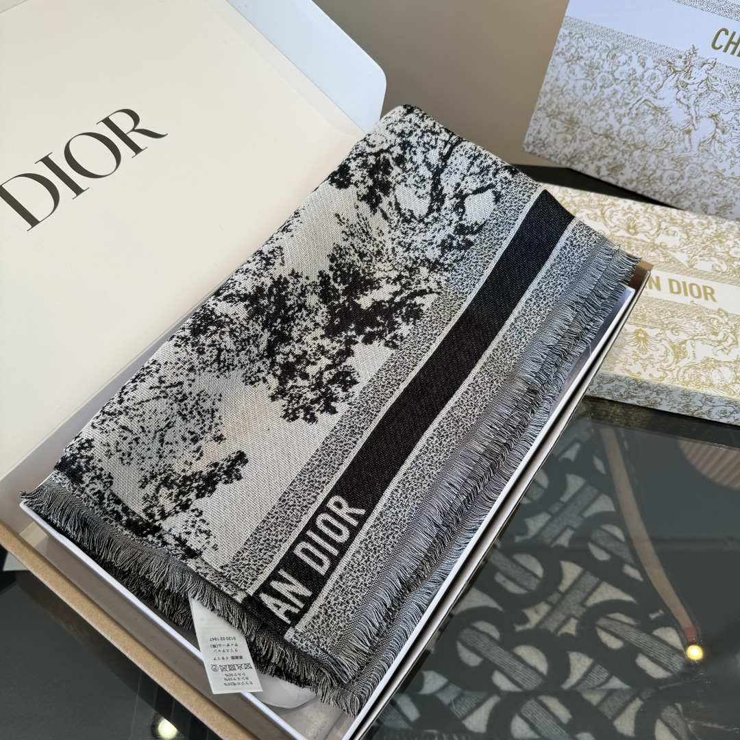 Dior scarf ¥. "Normal version" — photo 6