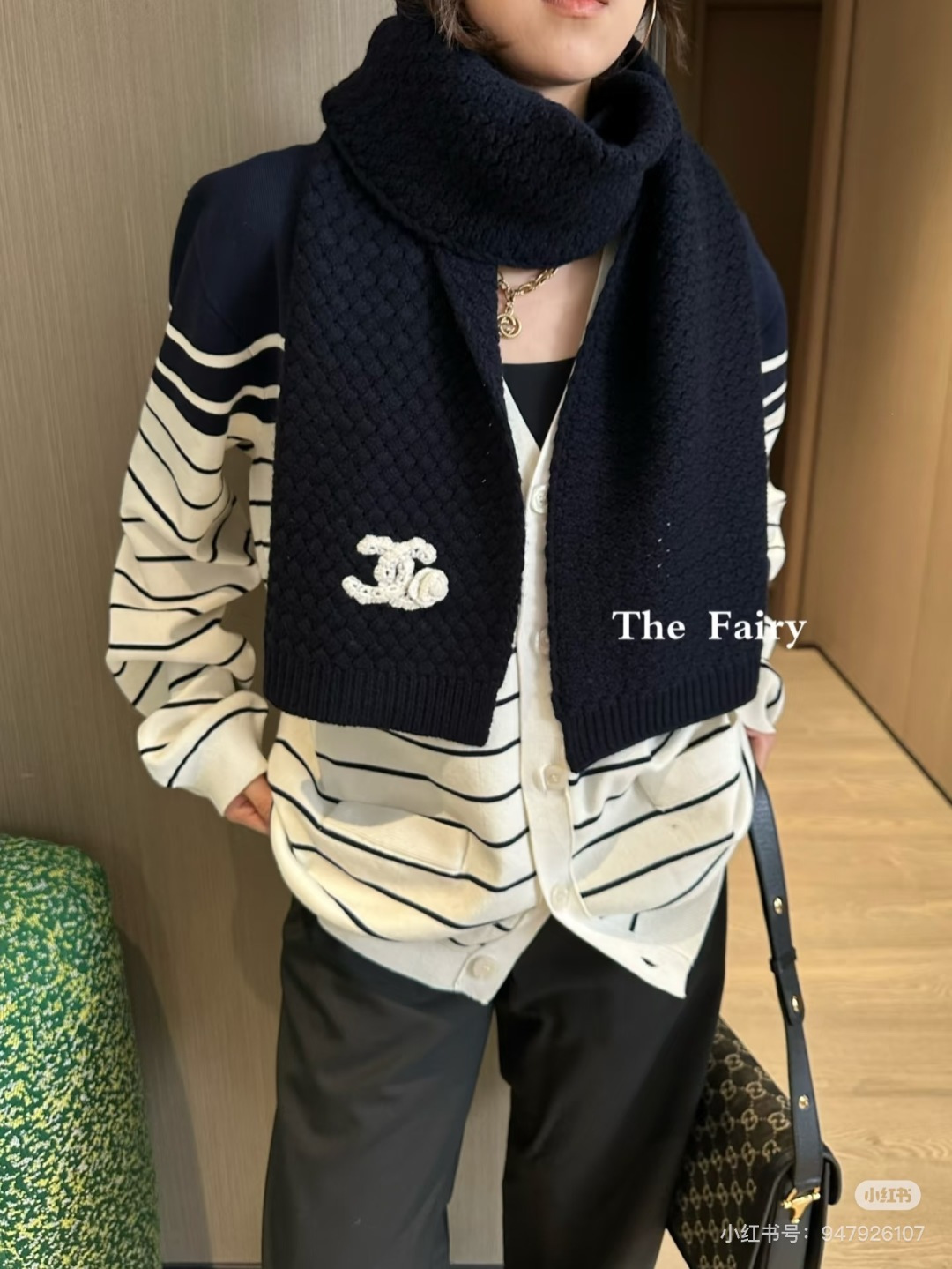 Chanel Chanel2025 新款围巾帽子套装 百分百 羊绒 暖暖呼呼
