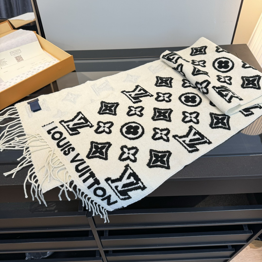 Louis Vuitton LV路易威登 3D浮雕工艺 新