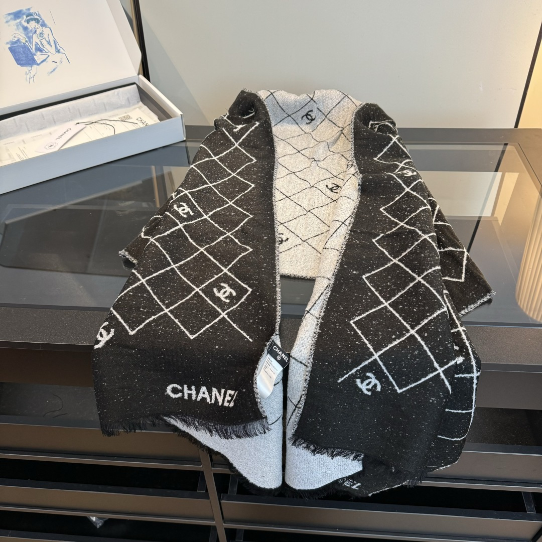 Chanel Chanel香奈儿 双面菱格标志
