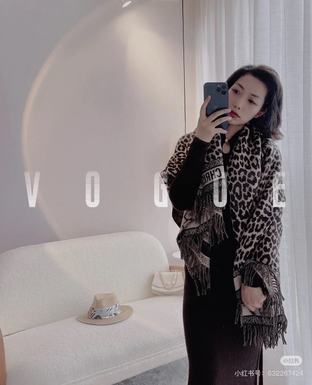 NO:587078,Dior leopard print jacquard wool cashmere long scarf large shawl 70 wool cashmere fabric. Imported knitting machine operation full printed pattern, Size140*140 shawl high version scarf, high version scarf, dior, dior, shawls19860909Dior迪奥豹纹提花羊毛羊绒长围巾大披肩 70羊毛羊绒面料.进口针织机器操作满印图案, Size140*140 披肩高版本围巾,高版本围巾,dior,dior,shawls,scarf