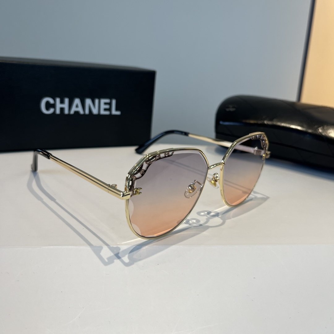 chanel glasses ¥