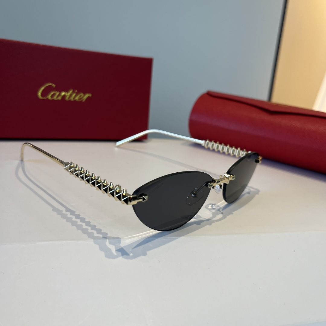 ️ ️ CARTIE*卡地亚 珍贵太阳眼镜金属材质 得️C镜腿十无框超轻电镀工艺精湛气质十足!新款刚刚到货官网原版超高品质,超高档奢华的象征