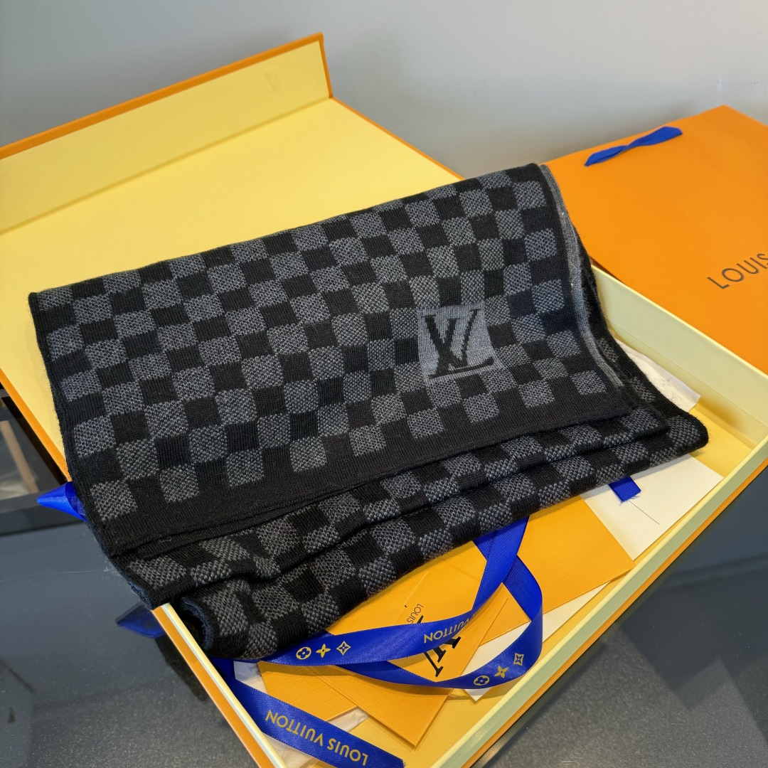 Louis Vuitton 棋盘格黑色 重磅回归‼ 男款 到货 男款「Petit Damier男士羊毛 羊绒长巾」 方格