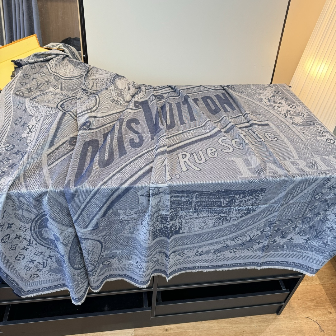 Louis Vuitton 皇室LV路易威登 硬货 品质好到几宿都不能正常入眠 可以pk的最 的品质 Malles Merveilleuses 绵羊毛披肩向昔日品牌广告海报采撷灵感