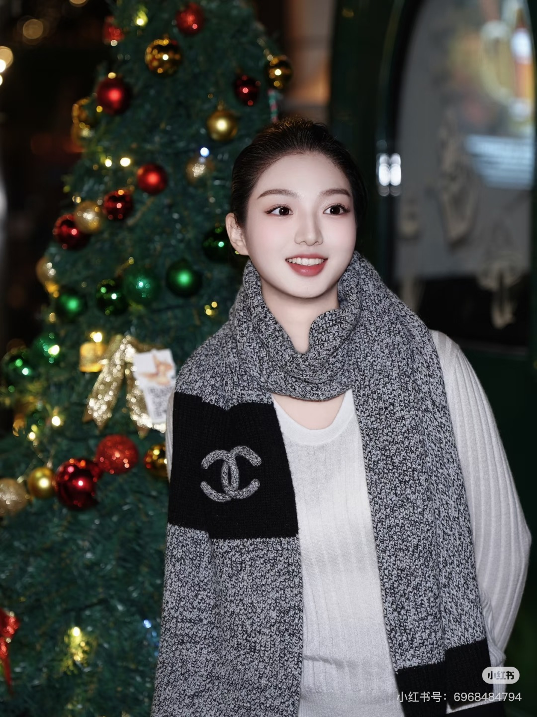 Chanel Chanel25秋冬新款24b针织围巾羊绒针织长巾‼ 美翻了 御用殿堂级 ‼ 新款在售 进口纯羊绒针织毛线 美丽至极 真的 上身极为衬肤色 百搭 不 自己看吧 ‼围巾尺寸30*200cm