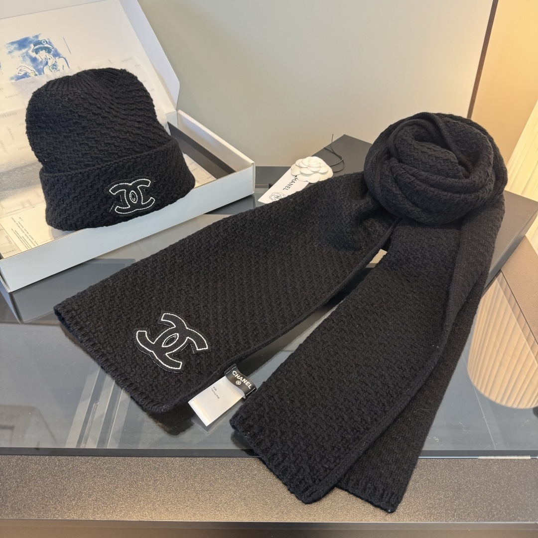 Chanel Chanel 围巾帽子套装 百分百 山羊羊绒 暖暖呼呼