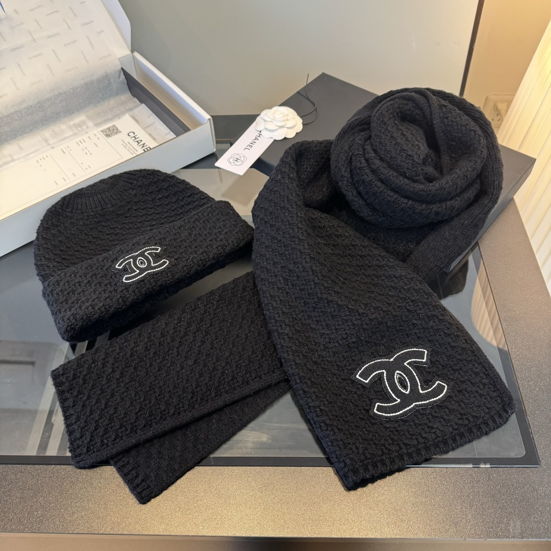 Chanel Chanel 围巾帽子套装 百分百 山羊羊绒 暖暖呼呼