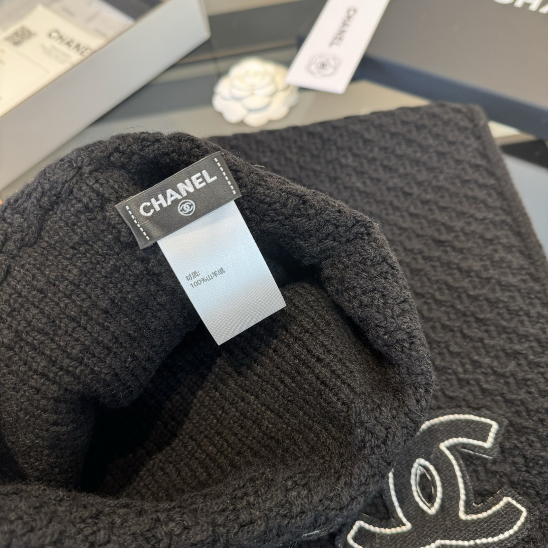 Chanel Chanel 围巾帽子套装 百分百 山羊羊绒 暖暖呼呼
