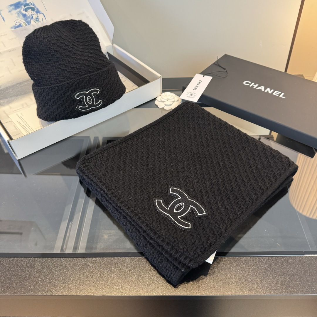 Chanel Chanel 围巾帽子套装 百分百 山羊羊绒 暖暖呼呼