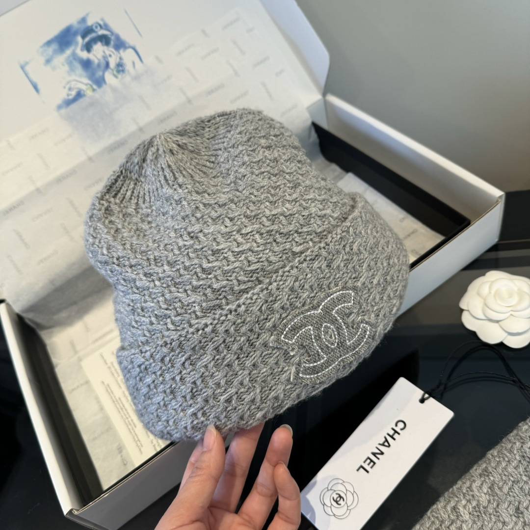 Chanel Chanel 围巾帽子套装 百分百 山羊羊绒 暖暖呼呼