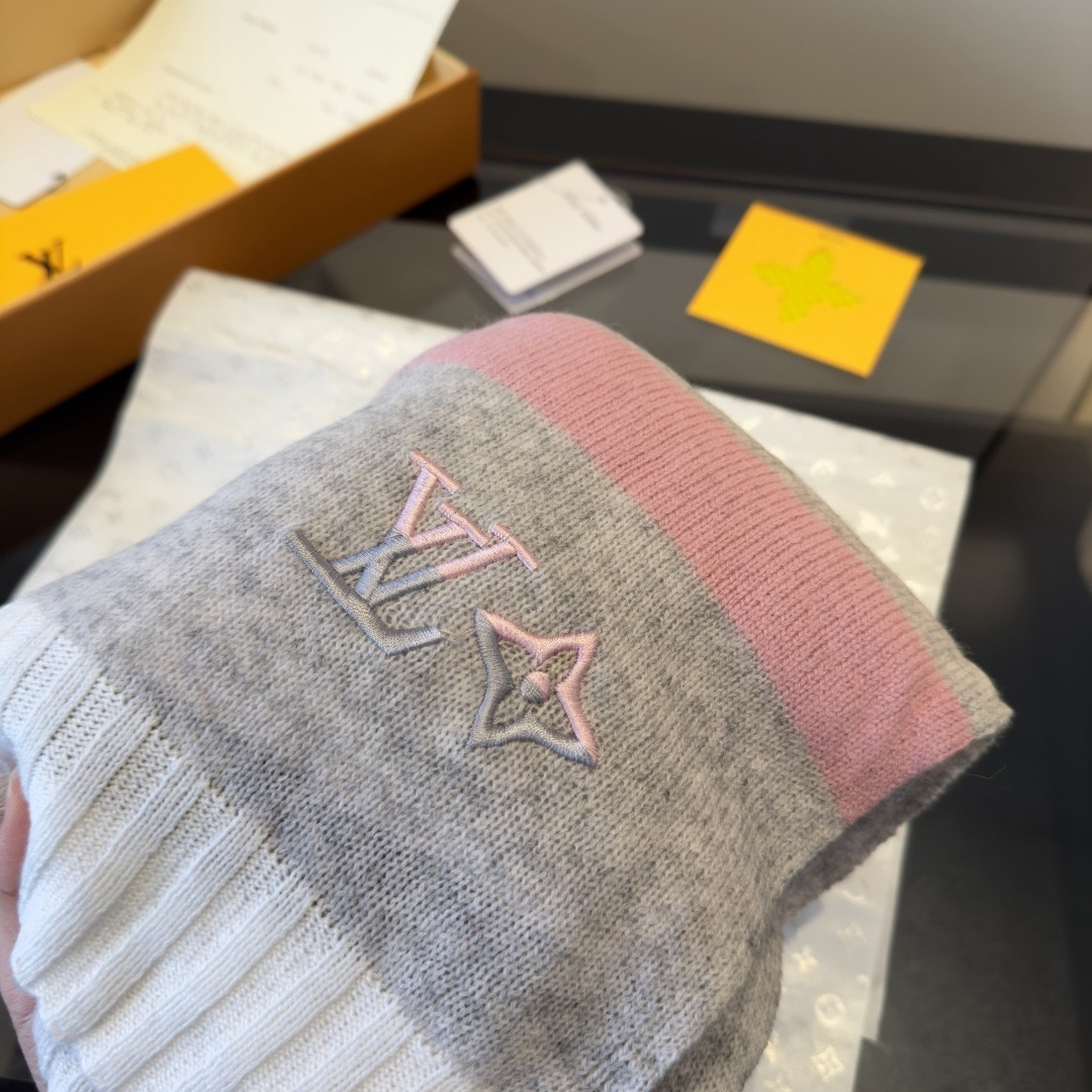 Louis Vuitton LV路易威登轻奢针织羊绒围巾