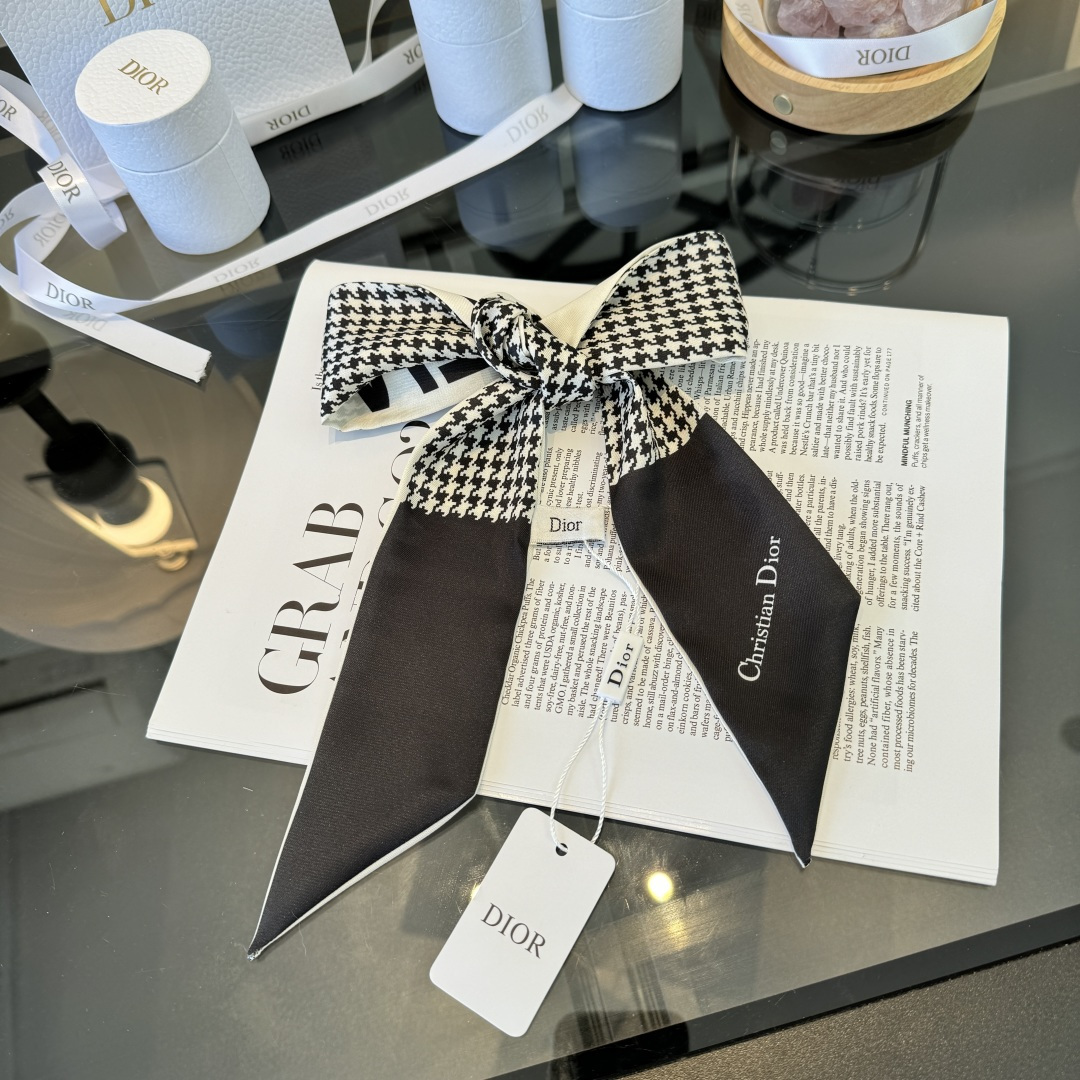 Montaigne Mitzah Dior CHRISTIAN DIOR CHRISTIAN DIOR