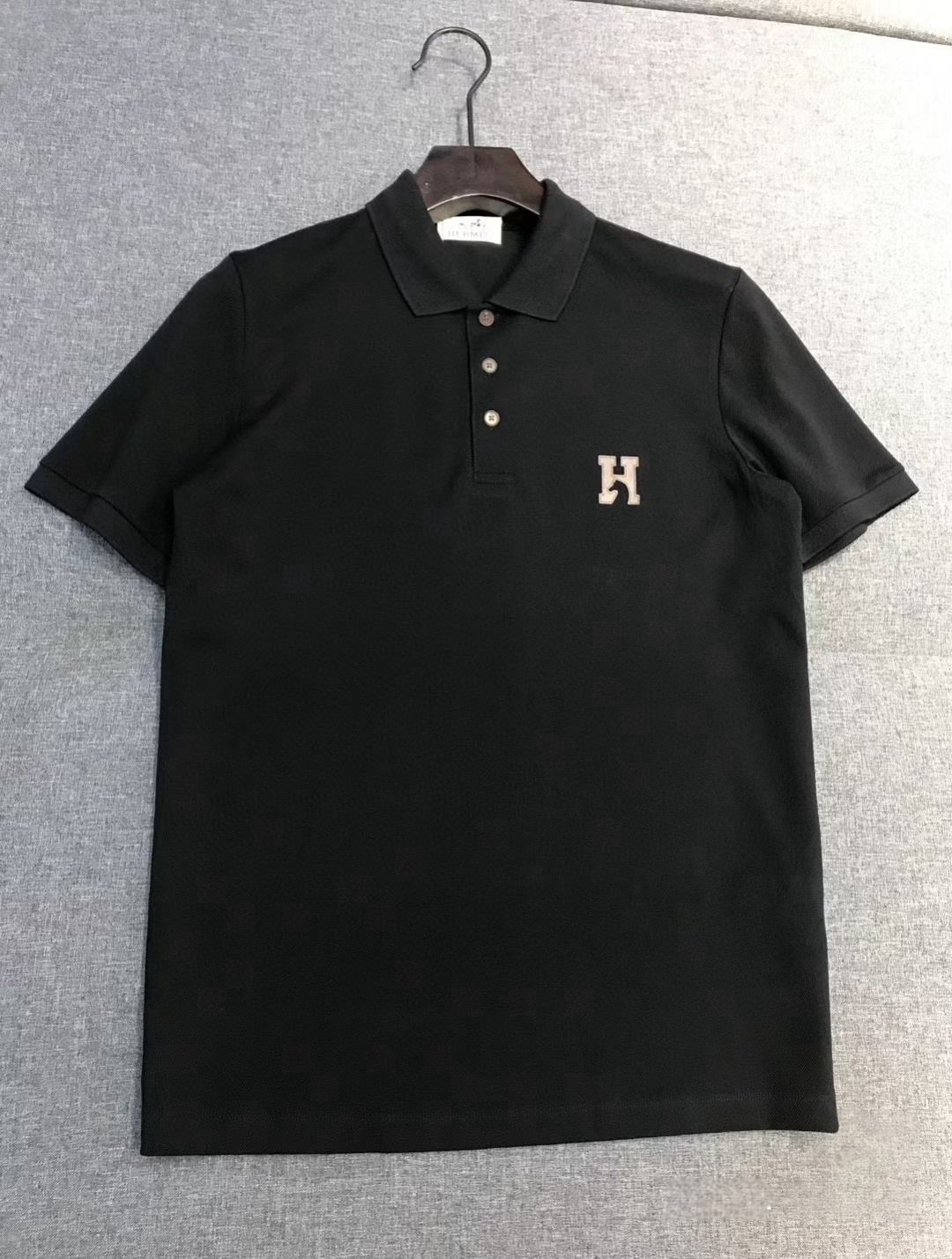 Hermes爱马仕2026ss夏季新款刺绣logo男士翻领Polo衫！经典商务男款，高端男装的天花板级别