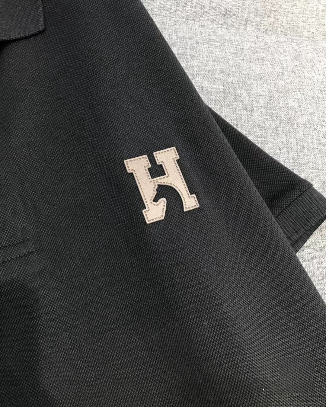 Hermes爱马仕2026ss夏季新款刺绣logo男士翻领Polo衫！经典商务男款，高端男装的天花板级别