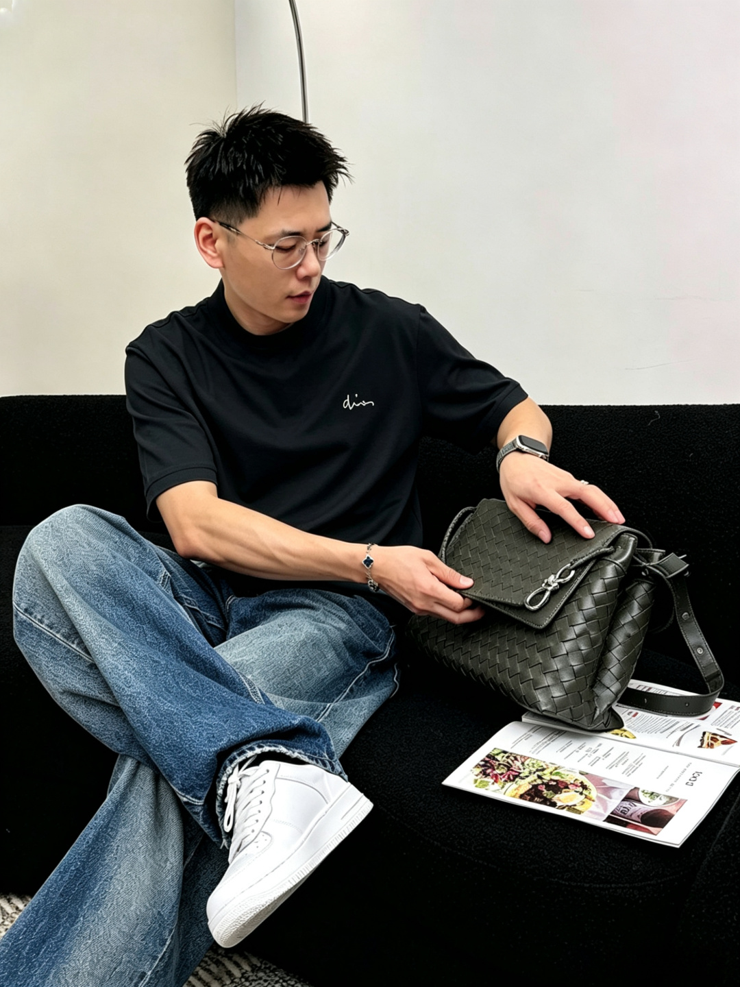 Dior迪奥2026年春夏新款男士圆领短袖T恤，高端成衣欧货系列，极具设计感的一款单品，顶级外商客供百分