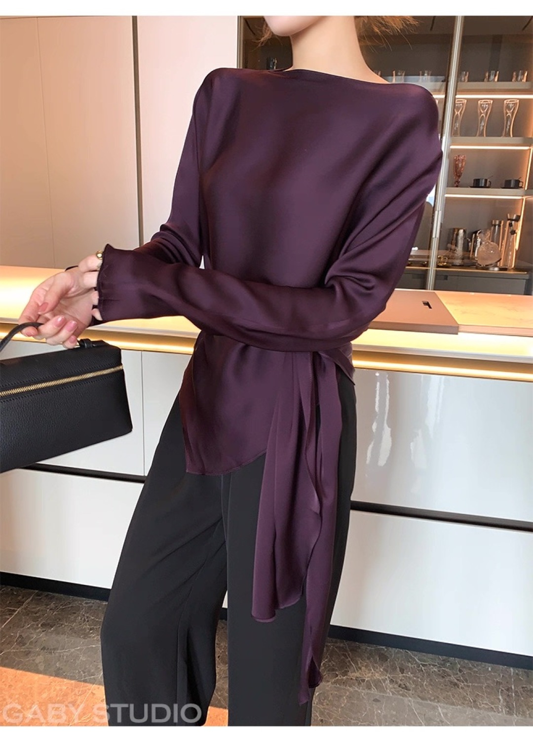 High-Quality Women’s Clothing with YSL Packaging: French Silk Shirt with Waist Tie - 图片 3