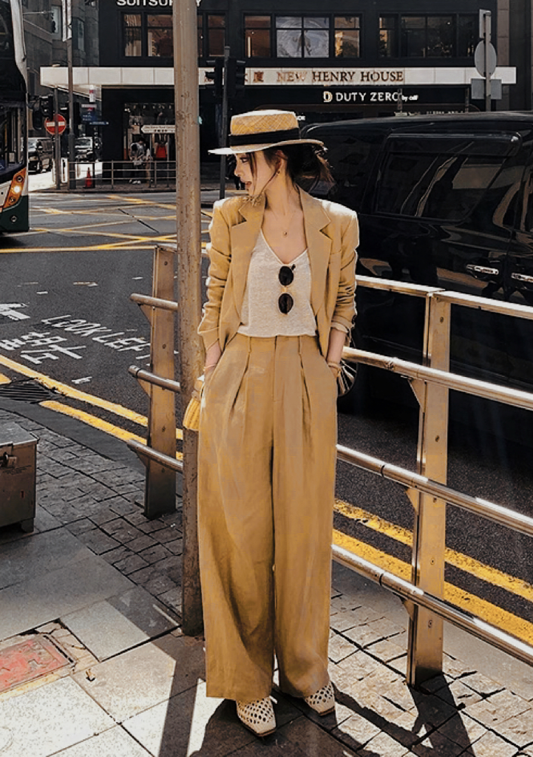 “High-End Women’s Suit with Packaged Cape for Autumn in French Style” - 图片 8