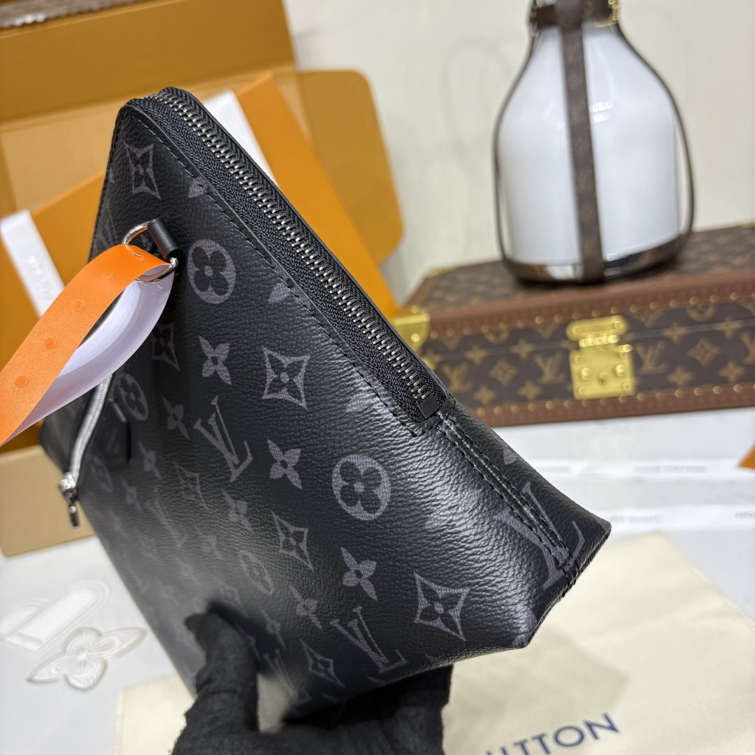 Bottega Veneta Luxury Handbag Collection 6
