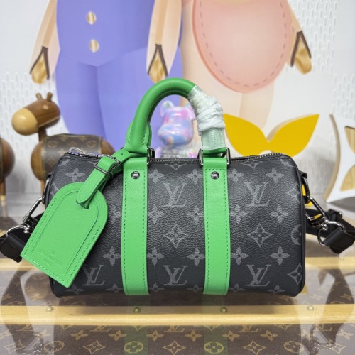 Louis Vuitton Keepall Bandoulière 25 Monogram Eclipse Black/Green 1 Louis Vuitton Keepall Bandoulière 25 Monogram Eclipse Black/Green