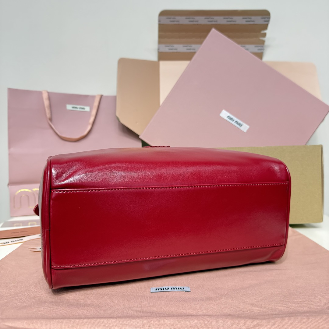 Celine 5BB182 新品 腋下保龄球包