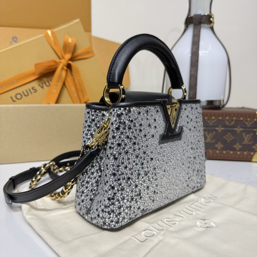 Prada Classic Luxury Handbag Shoulder Crossbody Bag Ref.5AEEEAAD 2