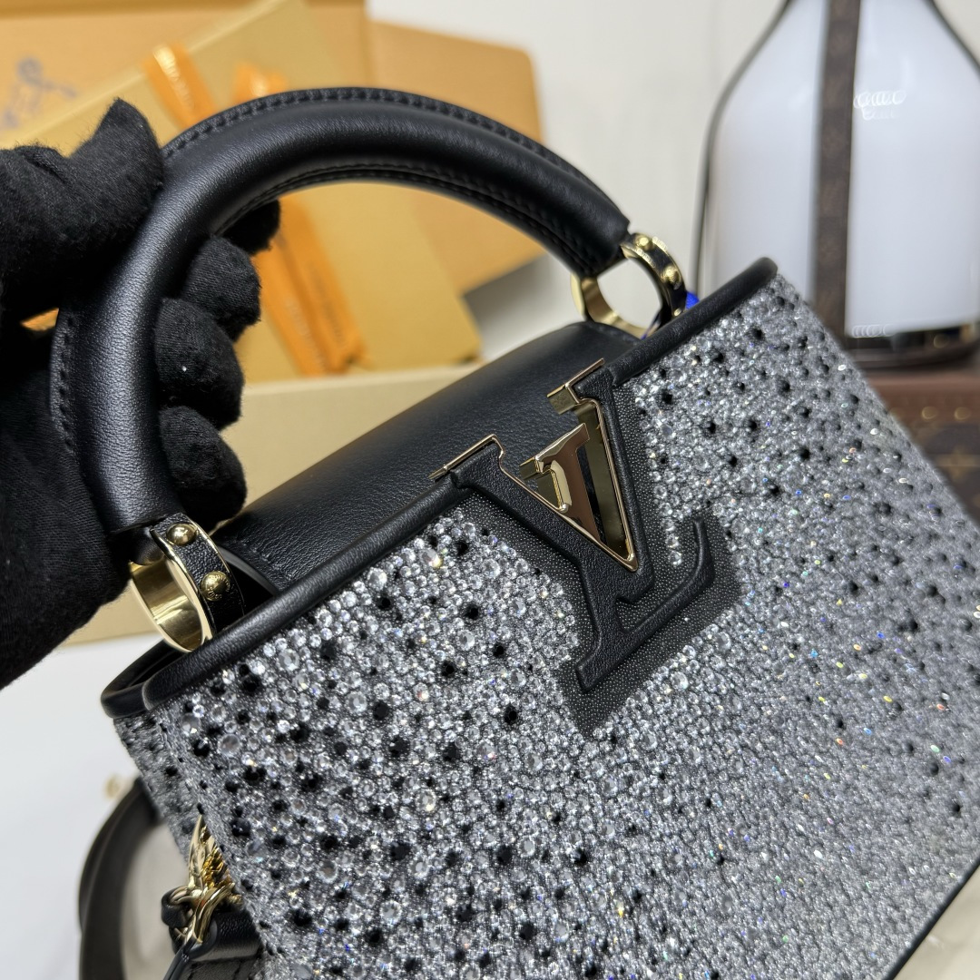 Prada Classic Luxury Handbag Shoulder Crossbody Bag Ref.5AEEEAAD 6