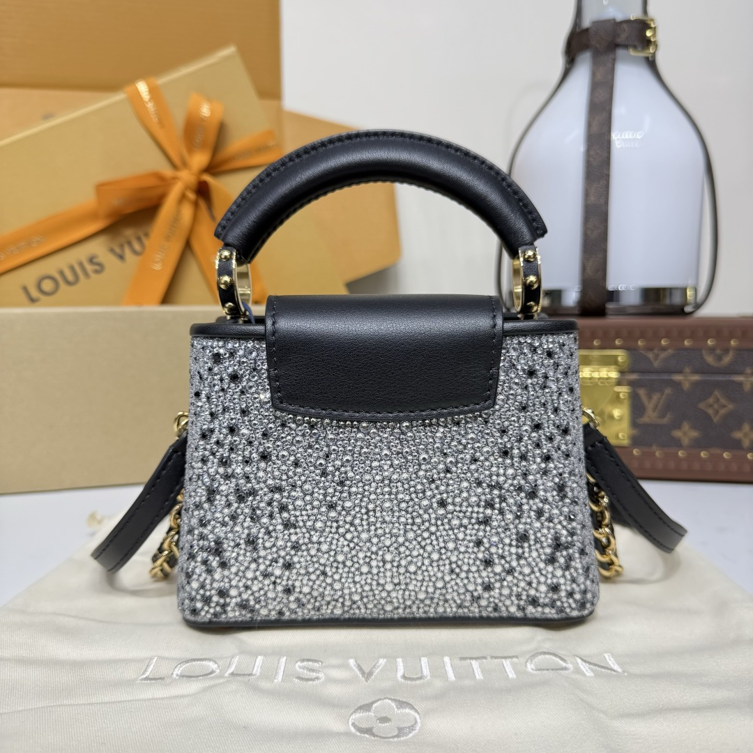 Gucci Classic Luxury Handbag Shoulder Crossbody Bag Ref.084375AA 3