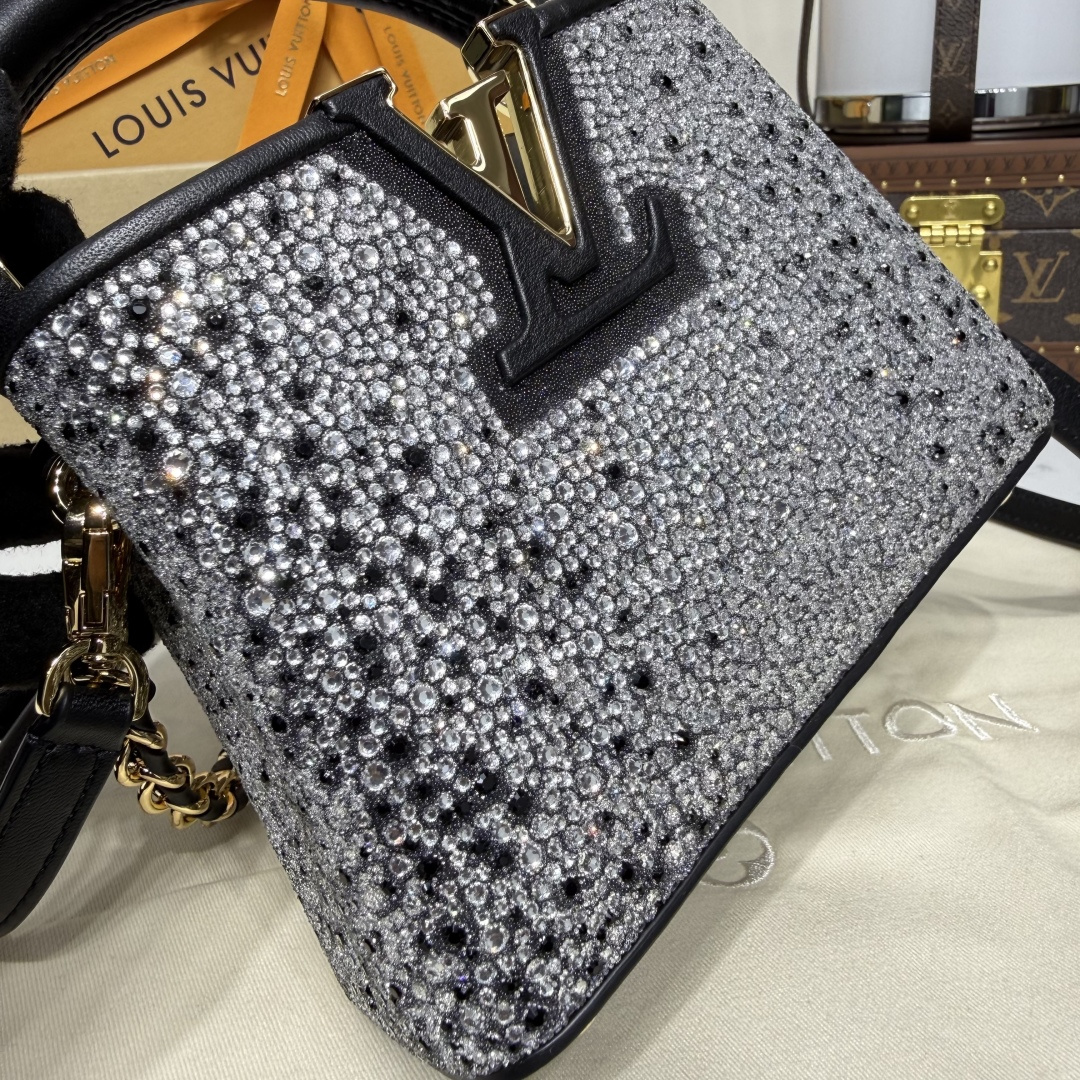 Gucci Classic Luxury Handbag Shoulder Crossbody Bag Ref.084375AA 6