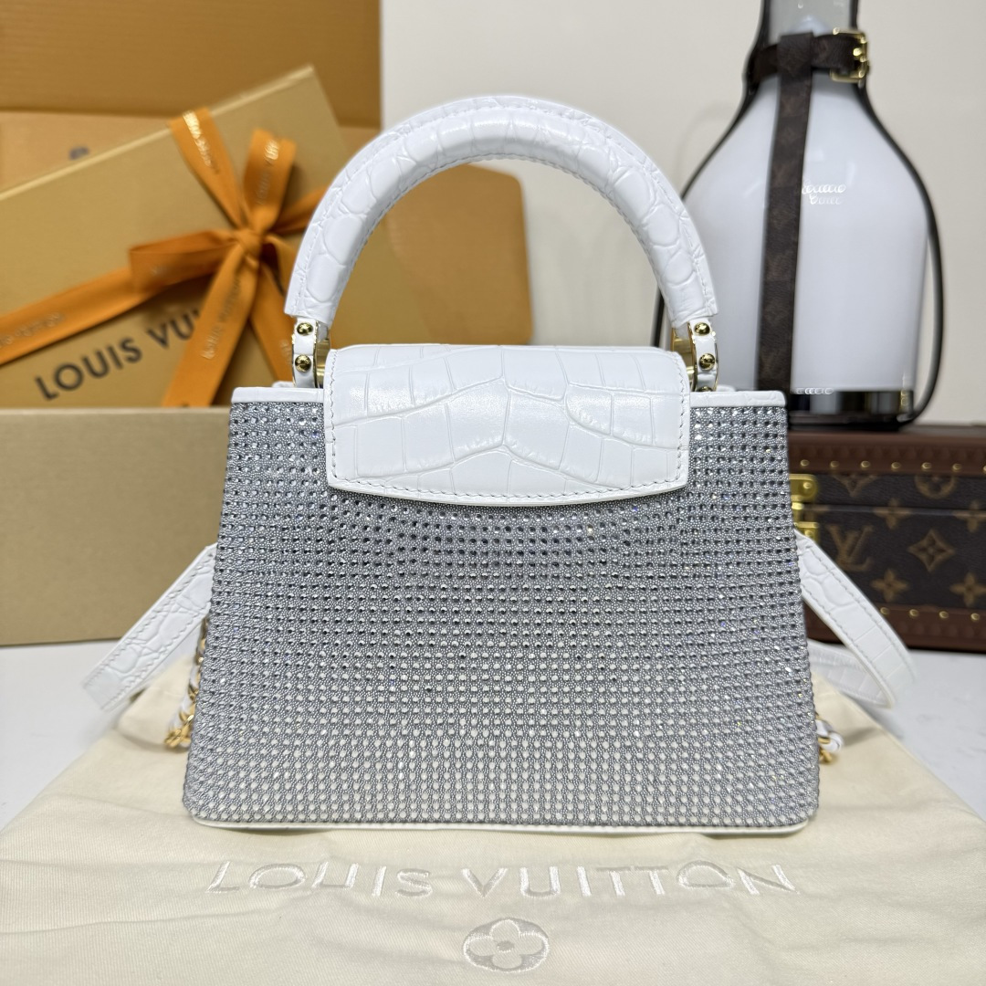 Celine Classic Luxury Handbag Shoulder Crossbody Bag Ref.0FAB0723 3