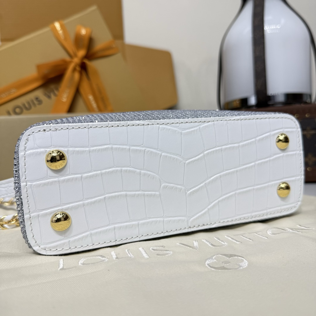 Celine Classic Luxury Handbag Shoulder Crossbody Bag Ref.0FAB0723 4