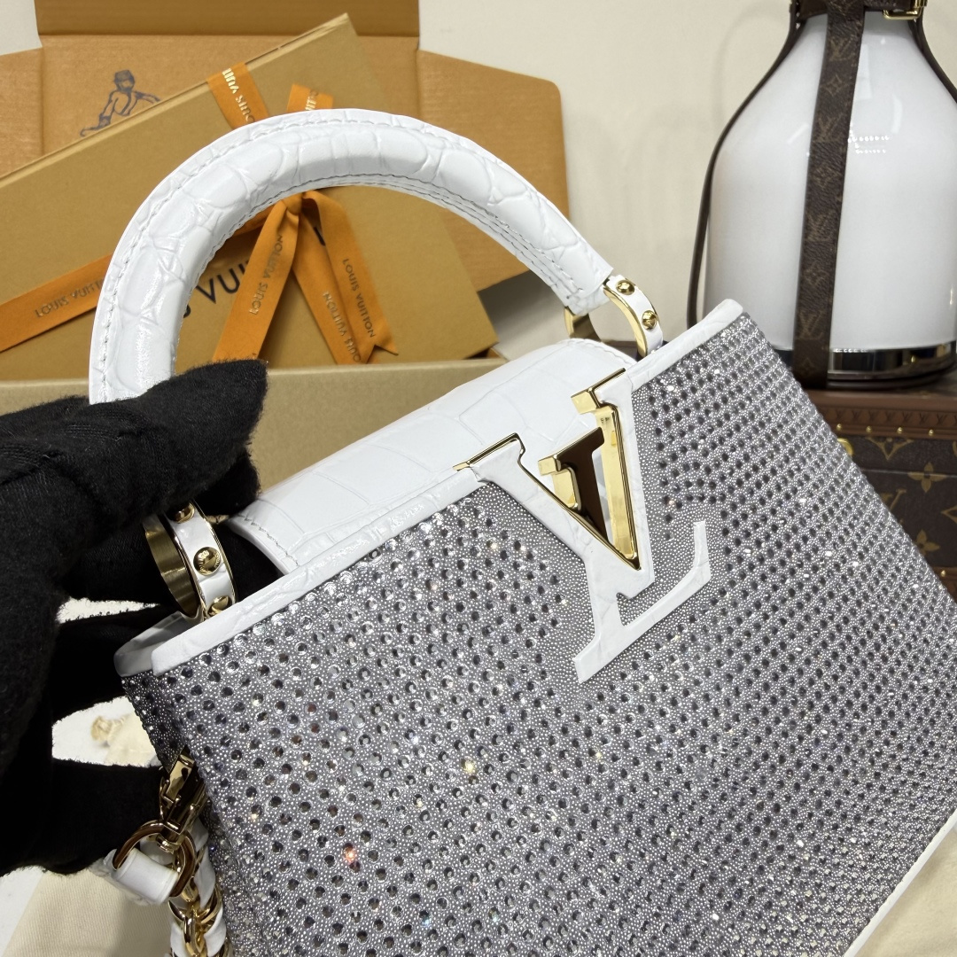 Celine Classic Luxury Handbag Shoulder Crossbody Bag Ref.0FAB0723 6
