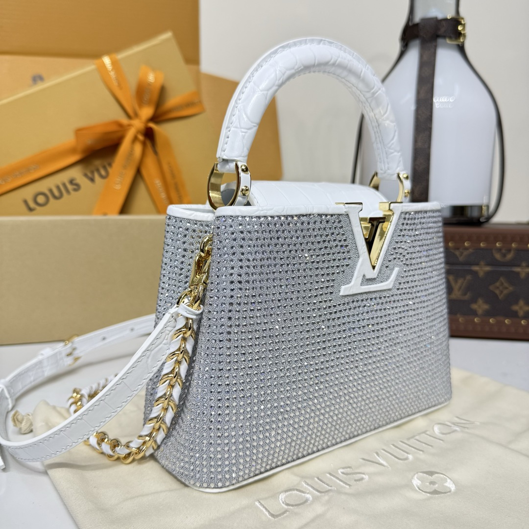 Celine Classic Luxury Handbag Shoulder Crossbody Bag Ref.0FAB0723 2
