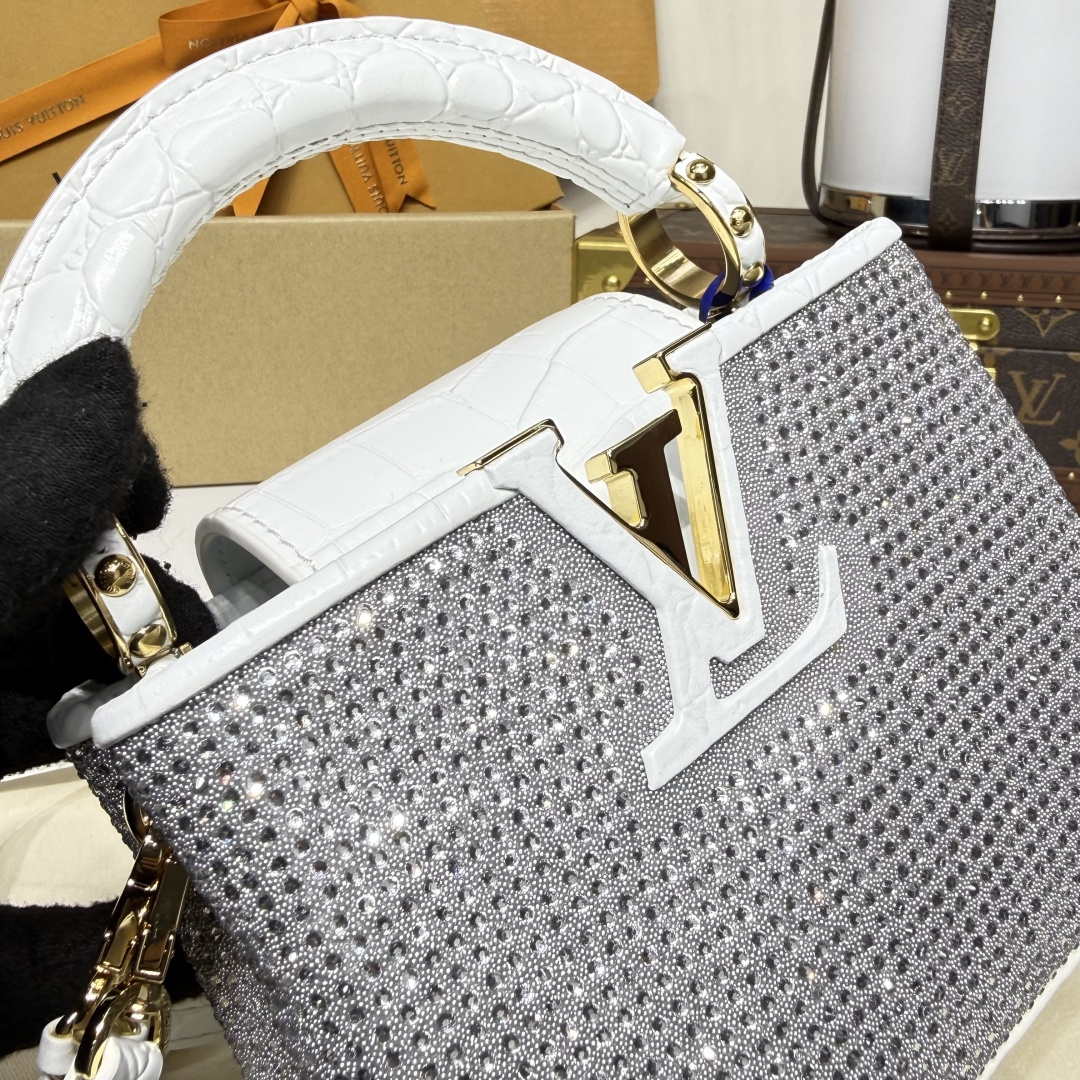 Saint Laurent Classic Luxury Handbag Shoulder Crossbody Bag Ref 6