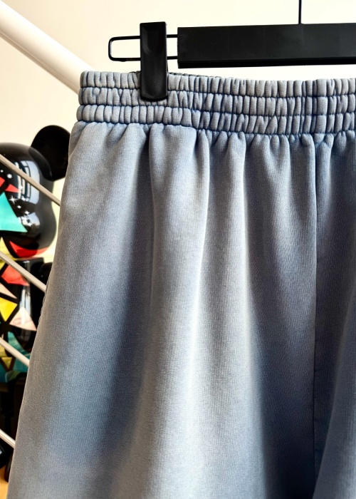 Vintage Wash Denim Shorts, High-Waisted Cotton Shorts, Gradient Blue Shorts 1 Vintage Wash Denim Shorts, High-Waisted Cotton Shorts, Gradient Blue Shorts