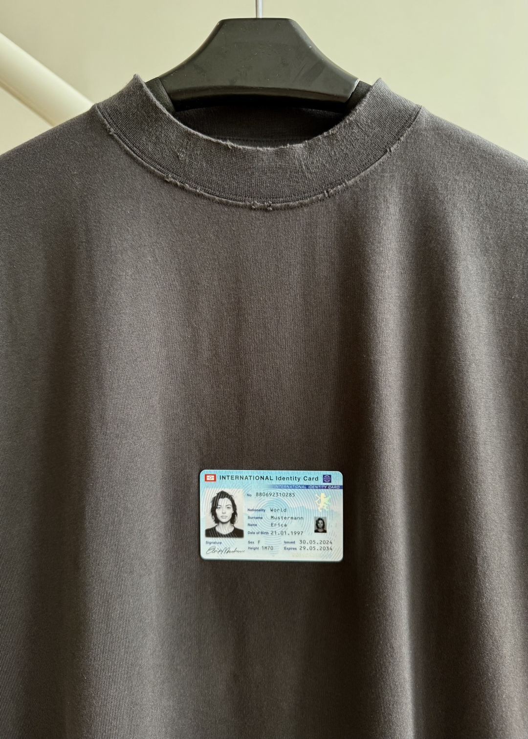 International ID Print Tee - Unique Cotton T-Shirt with Distressed Details 3 cmp i1737626623646 8296 0 1