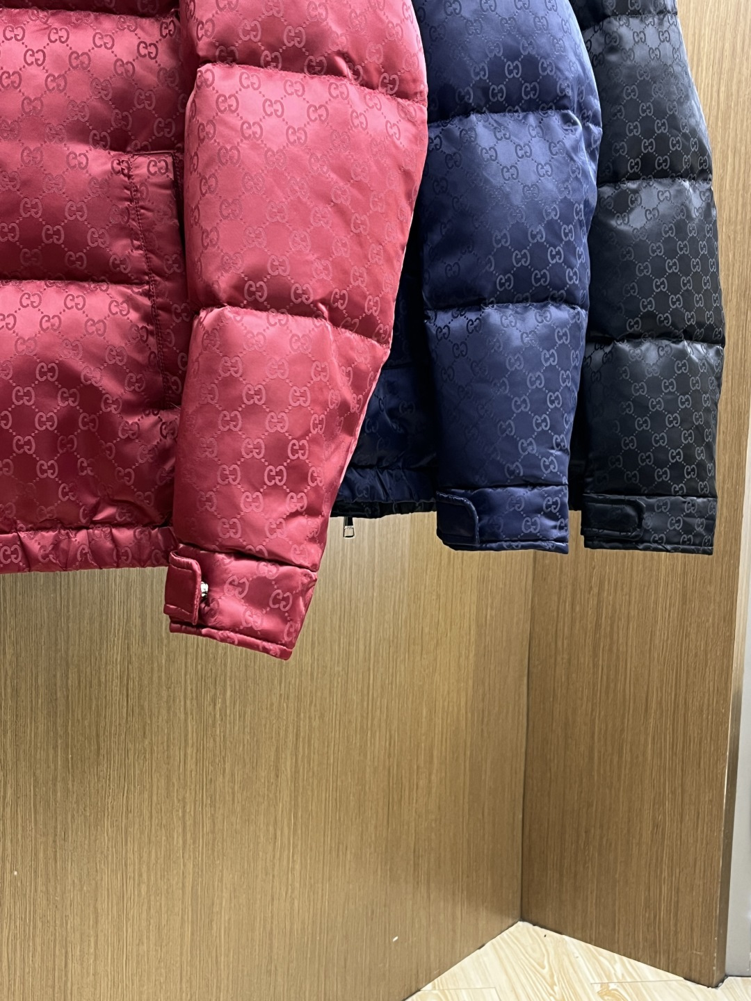 秋冬羽绒 Guc 🔥🔥高端私货 25秋冬上新 G家 羽绒服 满身印花logo高端大气 选用进口面料 充绒