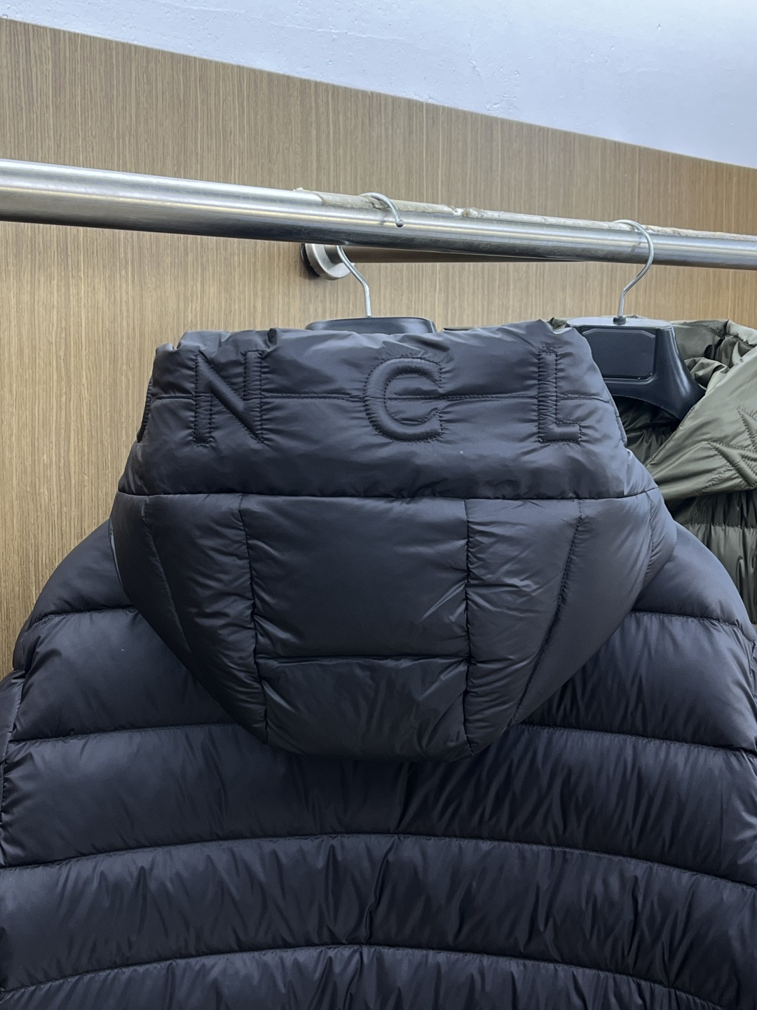 秋冬羽绒 Mon 🔥🔥高端私货 25秋冬上新 爆款蒙口轻薄羽绒服 选用进口面料 充绒量实足 定制五金 原