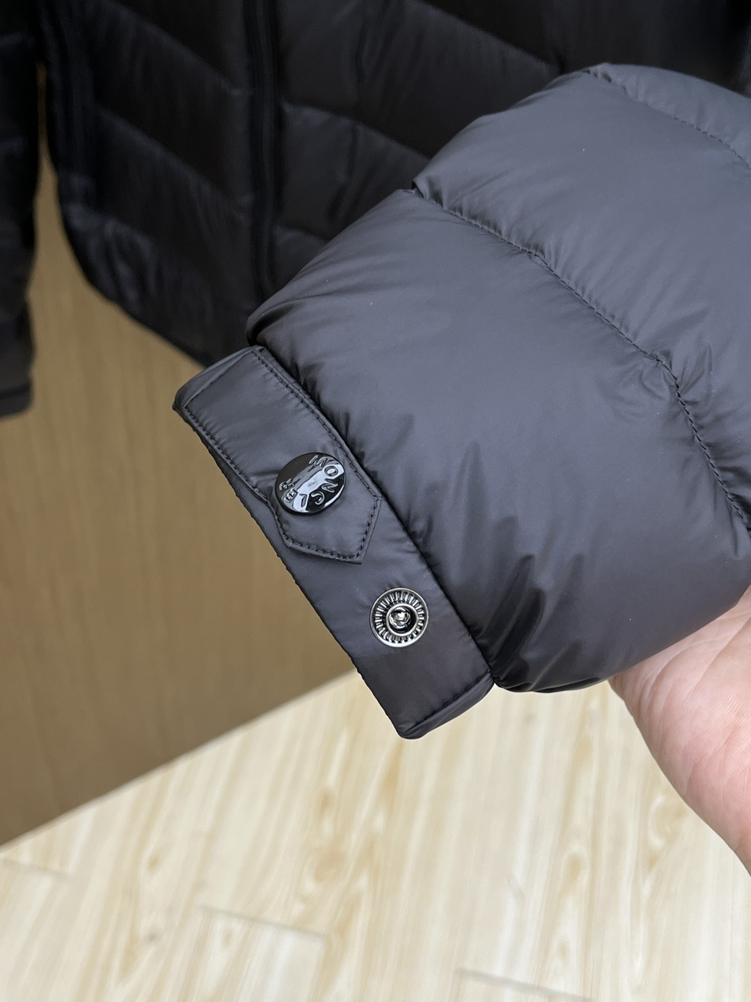 秋冬羽绒 Mon 🔥🔥高端私货 25秋冬上新 爆款蒙口轻薄羽绒服 选用进口面料 充绒量实足 定制五金 原